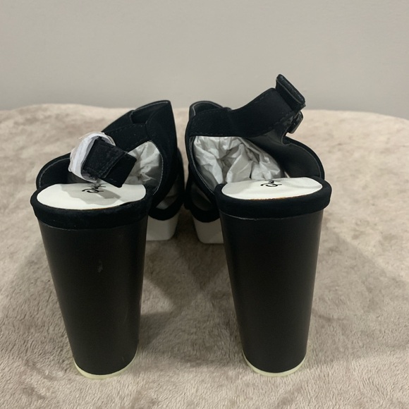 Black and White Platform Heels - Picture 3 of 7